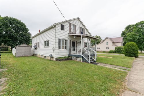 82 Maple St, Canisteo, NY, 14823-1365 | Card Image