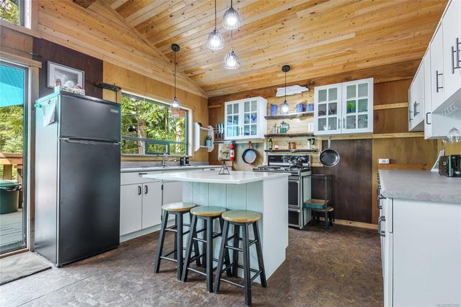 41072 Gold River Hwy, House other with 5 bedrooms, 1 bathrooms and 6 parking in Campbell River BC | Image 10