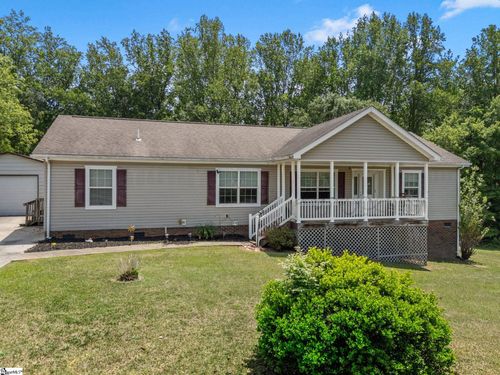 111 Owens Dr, Inman, SC, 29349-7009 | Card Image