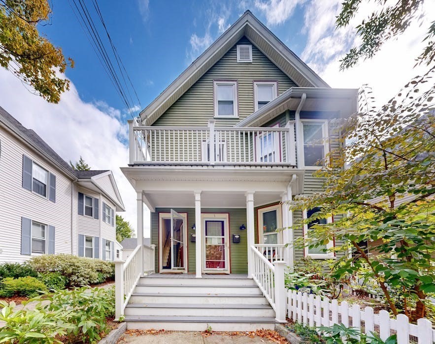 Banks St, Somerville, MA 02144