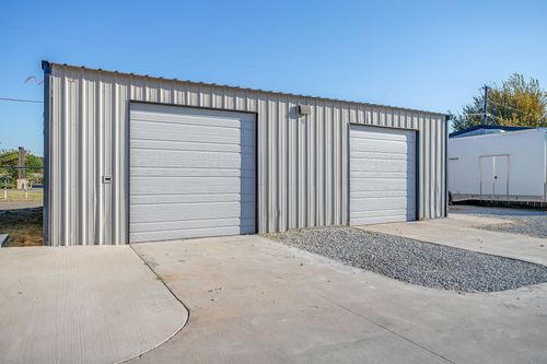 b-410 N Broadway St, Joshua, TX, 76058-3087 | Card Image