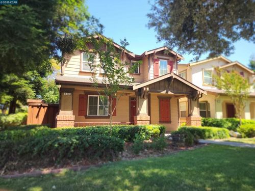 110 Mars Ct, Pittsburg, CA, 94565-7915 | Card Image