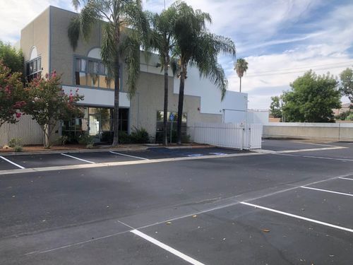 683 New York Dr, Pomona, CA, 91768-3313 | Card Image