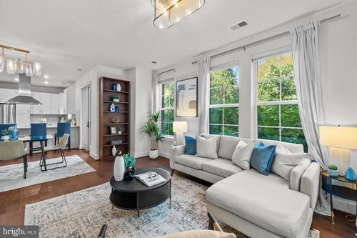 apt-304-1411 Key Blvd, ARLINGTON, VA, 22209-1585 | Card Image