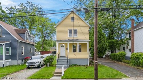 208 E 8th Ave, Roselle, NJ, 07203-2034 | Card Image