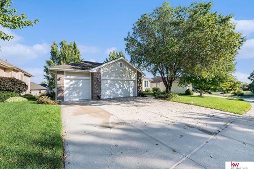 16632 Olive St, Omaha, NE, 68136-2080 | Card Image