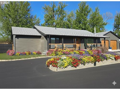 230 Hogans Aly, Dufur, OR, 97021-3182 | Card Image