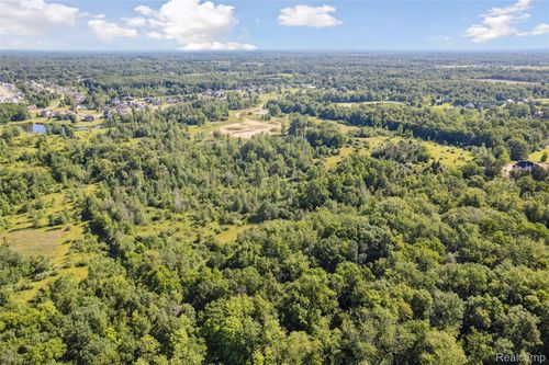 38 VL Youness, Grand Blanc Charter Township, MI, 44839 | Card Image