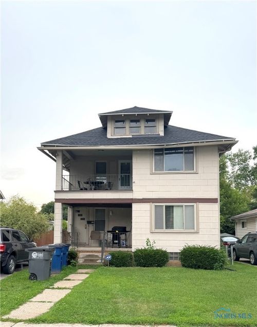 4015 Roanoke Rd, Toledo, OH, 43613-3928 | Card Image