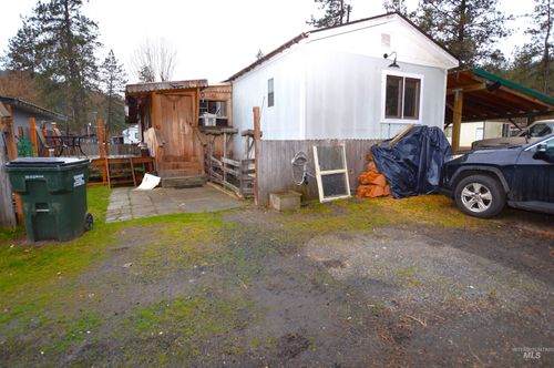 11 Bass Ln, Orofino, ID, 83544-6451 | Card Image