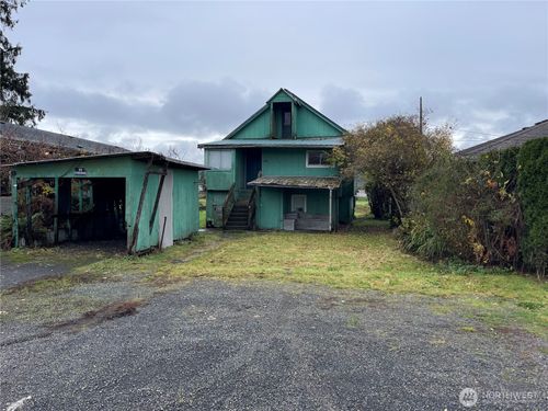 606 W Schley St, Aberdeen, WA, 98520-8216 | Card Image