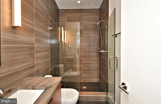 107 S Van Pelt St, Townhouse with 3 bedrooms, 4 bathrooms and null parking in PHILADELPHIA PA | Image 16