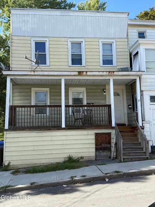 25 Benjamin St, Albany, NY, 12202-1127 | Card Image