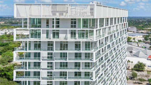 1005-2000 Metropica Way, Sunrise, FL, 33323 | Card Image