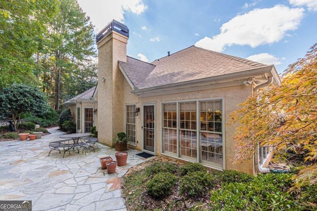 5700 Grove Point Rd, House other with 3 bedrooms, 3 bathrooms and 2 parking in Johns Creek GA | Image 39