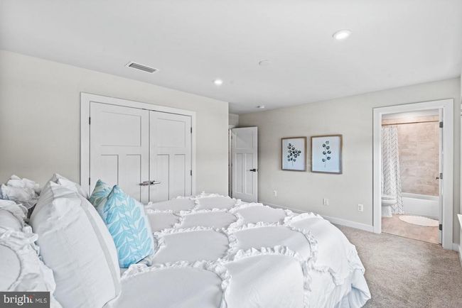 8005 International Dr, House other with 6 bedrooms, 5 bathrooms and null parking in WARRENTON VA | Image 32