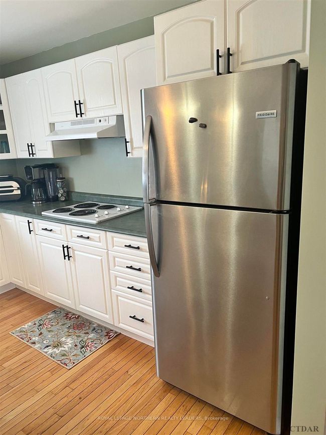 31 Poplar St, House other with 2 bedrooms, 2 bathrooms and 10 parking in Dowling ON | Image 12