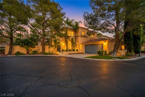 9048 Opus Dr, Las Vegas, NV, 89117-5736 | Card Image
