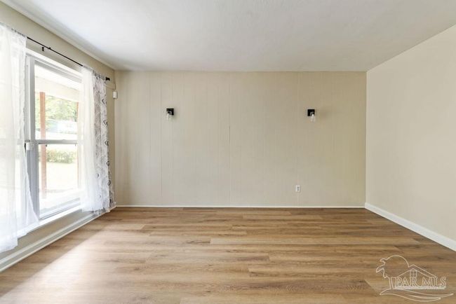 4936 Springhill Dr, House other with 3 bedrooms, 2 bathrooms and 1 parking in Pensacola FL | Image 6