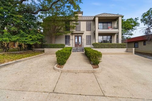 7609 N Songbird, San Antonio, TX, 78229 | Card Image