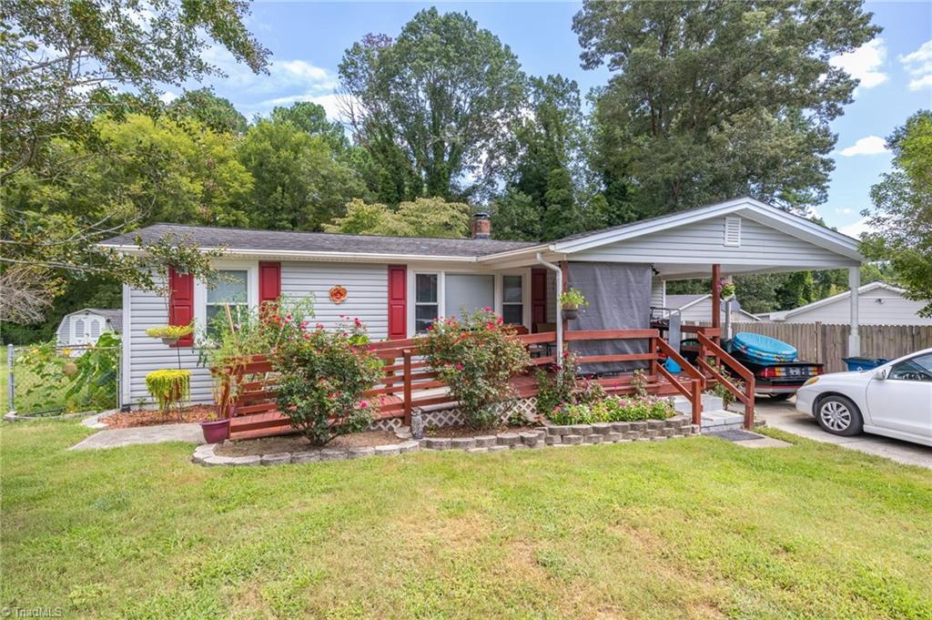 Pinewood Acres Dr, Greensboro, NC 27405
