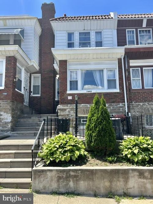 7442 Walnut Ln, PHILADELPHIA, PA, 19138-2217 | Card Image