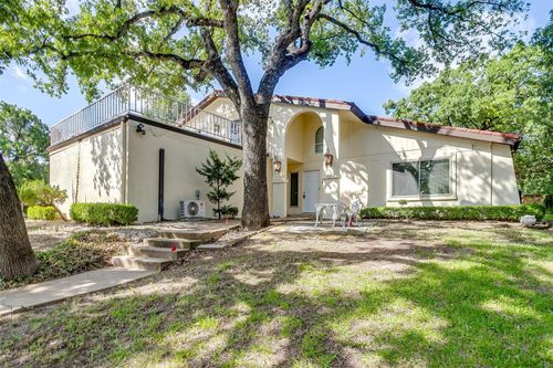 101 Valley View Ct, Azle, TX, 76020-4049 | Card Image