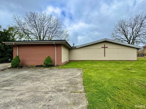 423 S 11th St, New Castle, IN, 47362-4629 | Card Image