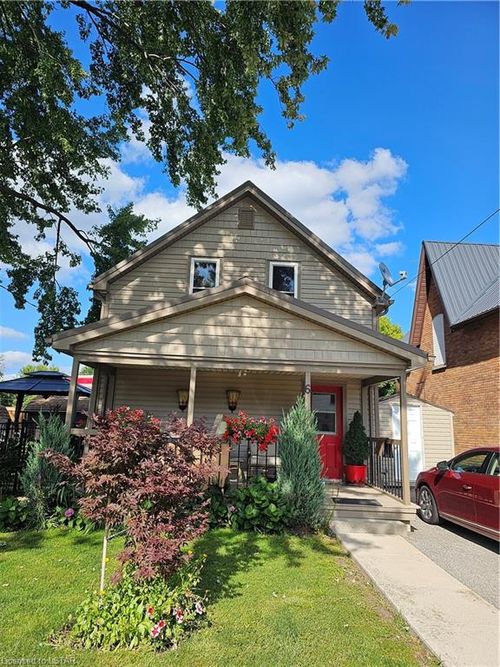 6 Ann Street, Thamesville, ON, N0P2K0 | Card Image