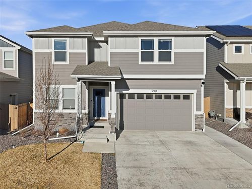 200 Sabin Way, Lochbuie, CO, 80603-7817 | Card Image