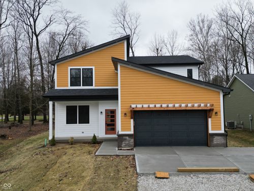 630 Mill Spgs, Coatesville, IN, 46121-8951 | Card Image