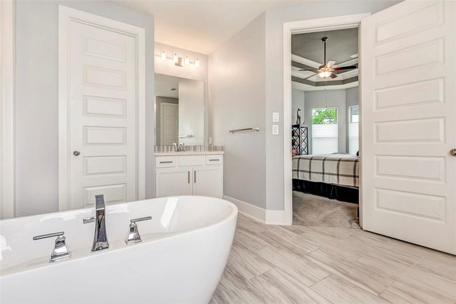 404 Christians Ct, House other with 5 bedrooms, 5 bathrooms and 2 parking in Montgomery TX | Image 11