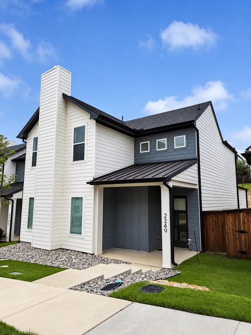 2249 Bird St, Fort Worth, TX, 76111-1303 | Card Image