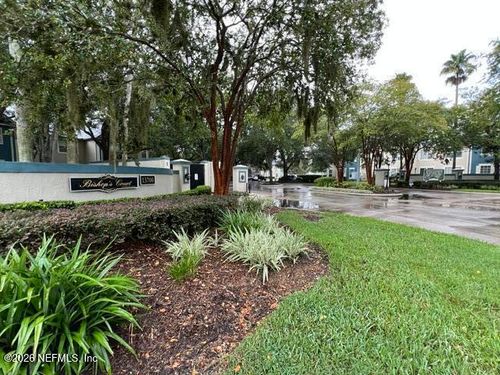 1109-13700 Richmond Park Dr N, JACKSONVILLE, FL, 32224-4268 | Card Image