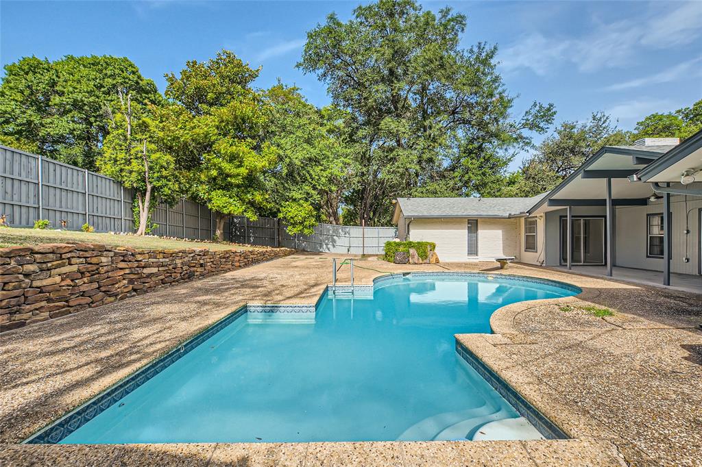 Bar Harbor Dr, Dallas, TX 75232