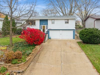 Lovely raised ranch with incredible curb appeal. | Image 2