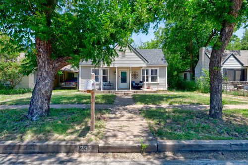 1233 Peach St, Abilene, TX, 79602-3609 | Card Image