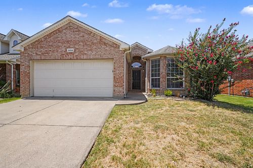 3804 Wellsburg Way, Fort Worth, TX, 76244-5780 | Card Image