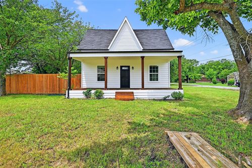 700 S Denny St, Howe, TX, 75459-4599 | Card Image