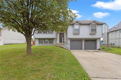 2309 Se 5th Terrace, House other with 3 bedrooms, 2 bathrooms and null parking in Lee's Summit MO | Image 1