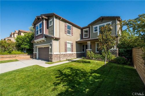 20312 Dorothy St, Santa Clarita, CA, 91350-3689 | Card Image