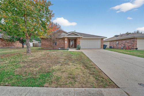 145 Brushy Creek Ln, Terrell, TX, 75160-5142 | Card Image