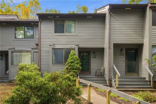 2202-5 Wake Robin Road, Lincoln, RI, 02865 | Card Image