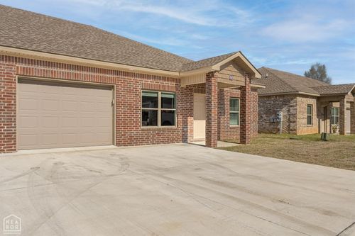 404 W Matthews St, Brookland, AR, 72417-8008 | Card Image