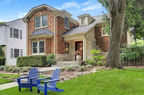 1926 Greenwood Ave, Wilmette, IL, 60091-1438 | Card Image