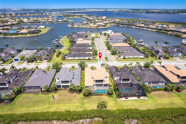 5502 Tidewater Preserve Blvd, House other with 3 bedrooms, 5 bathrooms and null parking in BRADENTON FL | Image 51