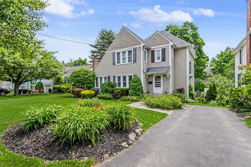 75 S Randolph Ave, Poughkeepsie, NY, 12601-5128 | Card Image