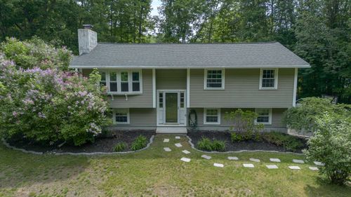75 Piscataqua Rd, Durham, NH, 03824-3322 | Card Image