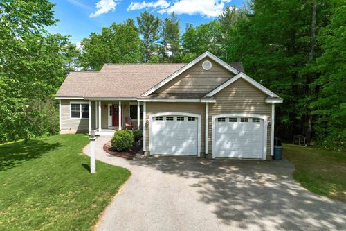 5 Springvale Ave, Brookline, NH, 03033-2426 | Card Image