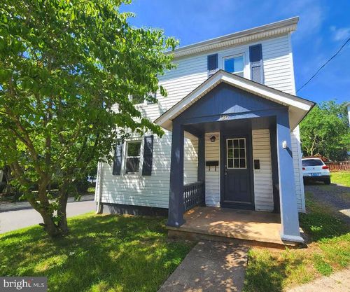 130 W Edmondson St, CULPEPER, VA, 22701-2616 | Card Image